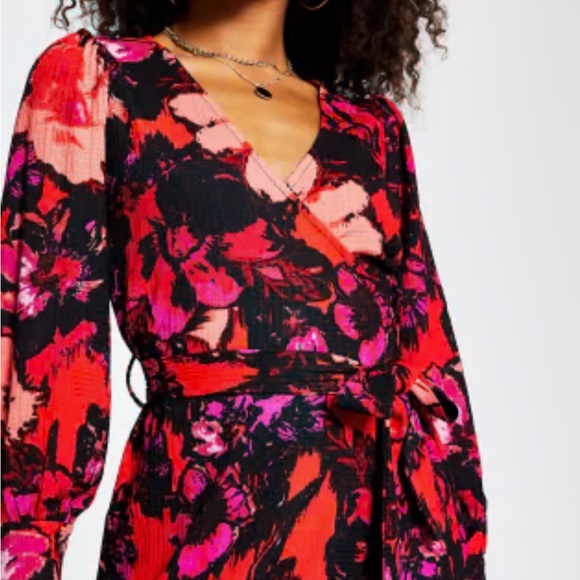 River Island Dresses & Skirts - River Island Floral Long Sleeve Dress - Red and Pink